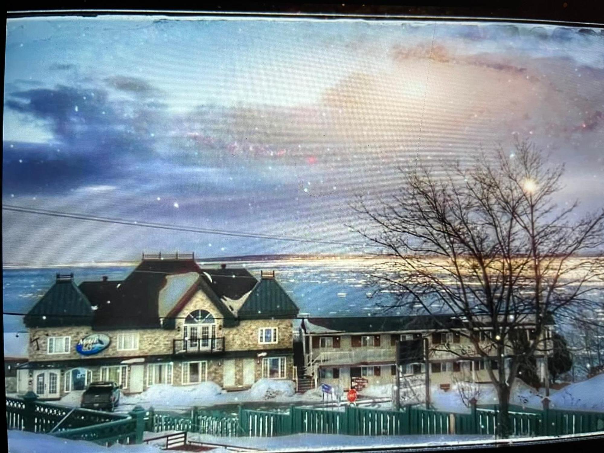 Motel Vue Belvedere Saint-Siméon Kültér fotó
